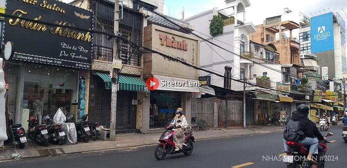 Bán nhà mặt tiền  304B Lê Quang Định 7