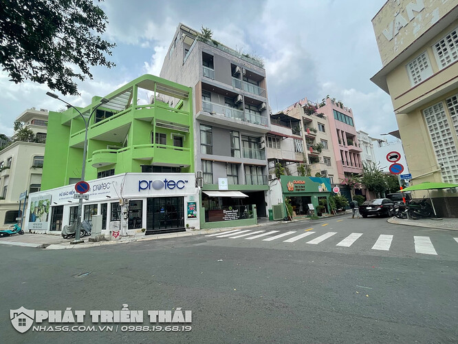 Bán nhà góc 2MT Quận 1 TPHCM 4